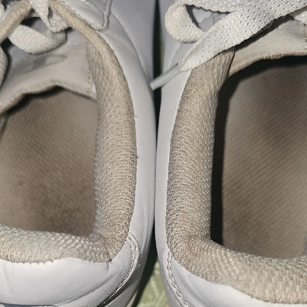 Champion Women's White Classic Casual Lace-Up Sneakers Size 8